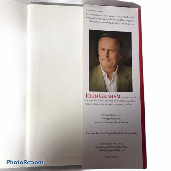 The whistler by John Grisham Doubleday bestseller 2016 English pages 374 READ - Picture 6 of 8